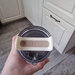 Термокружка STANLEY QUENCHER H2.0 0,59L 10-11911-024 с трубочкой, бежевая